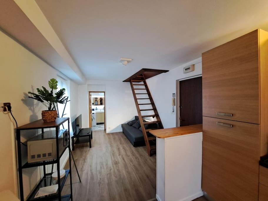 Апартаменти Istanbul - 150M De La Gare Реймс Екстер'єр фото